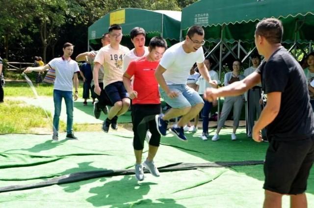 廣州公司組織周年慶團(tuán)建活動(dòng)提升團(tuán)隊(duì)凝聚力1日